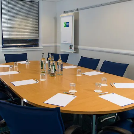 Holiday Inn Express Droitwich Spa By Ihg-3